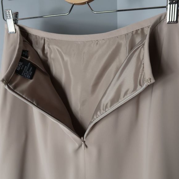 Kasper Classics Petite Taupe Pencil Skirt - Picture 4 of 7
